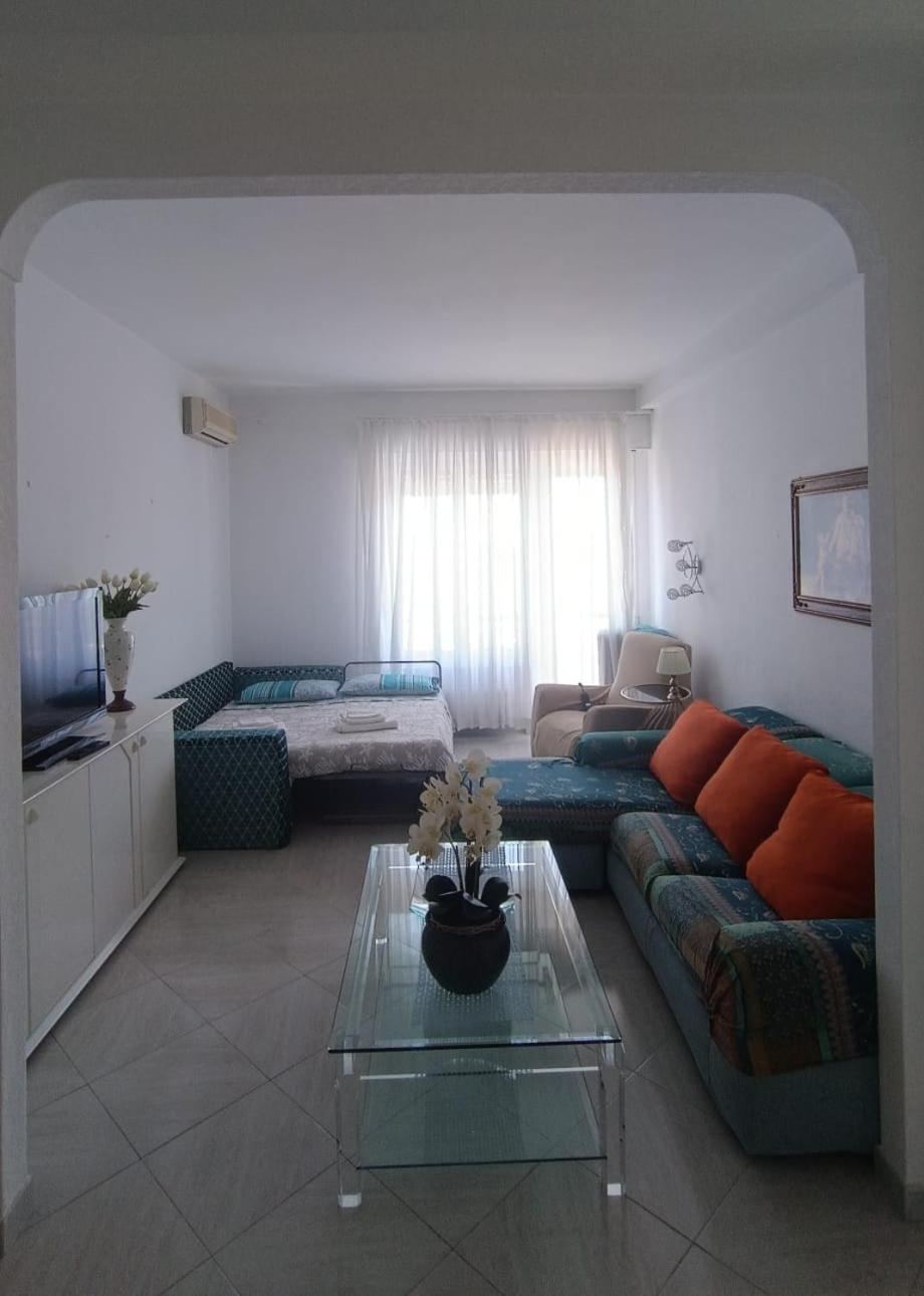 Vado Sul Mare Apartamento Vado Ligure Exterior foto